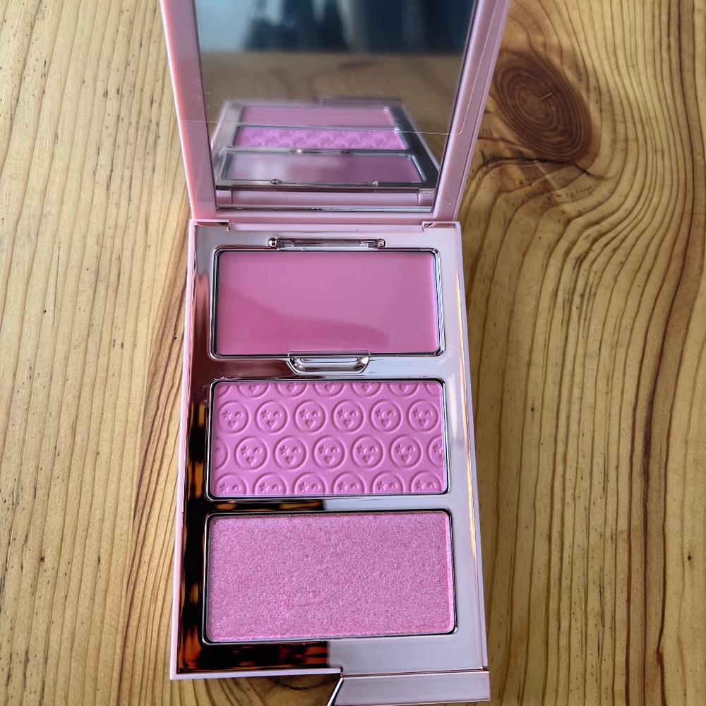 ONE SIZE Cheek Clapper 3D Blush Trio Attention Seeker 3 Different Textures NEW